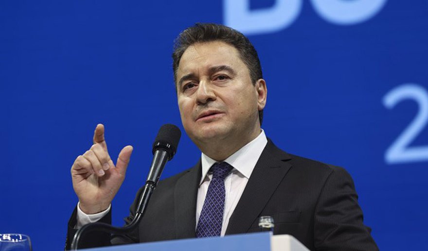 Babacan: “Ülkenin ekonomisini bataklığa sürüklüyorlar..”