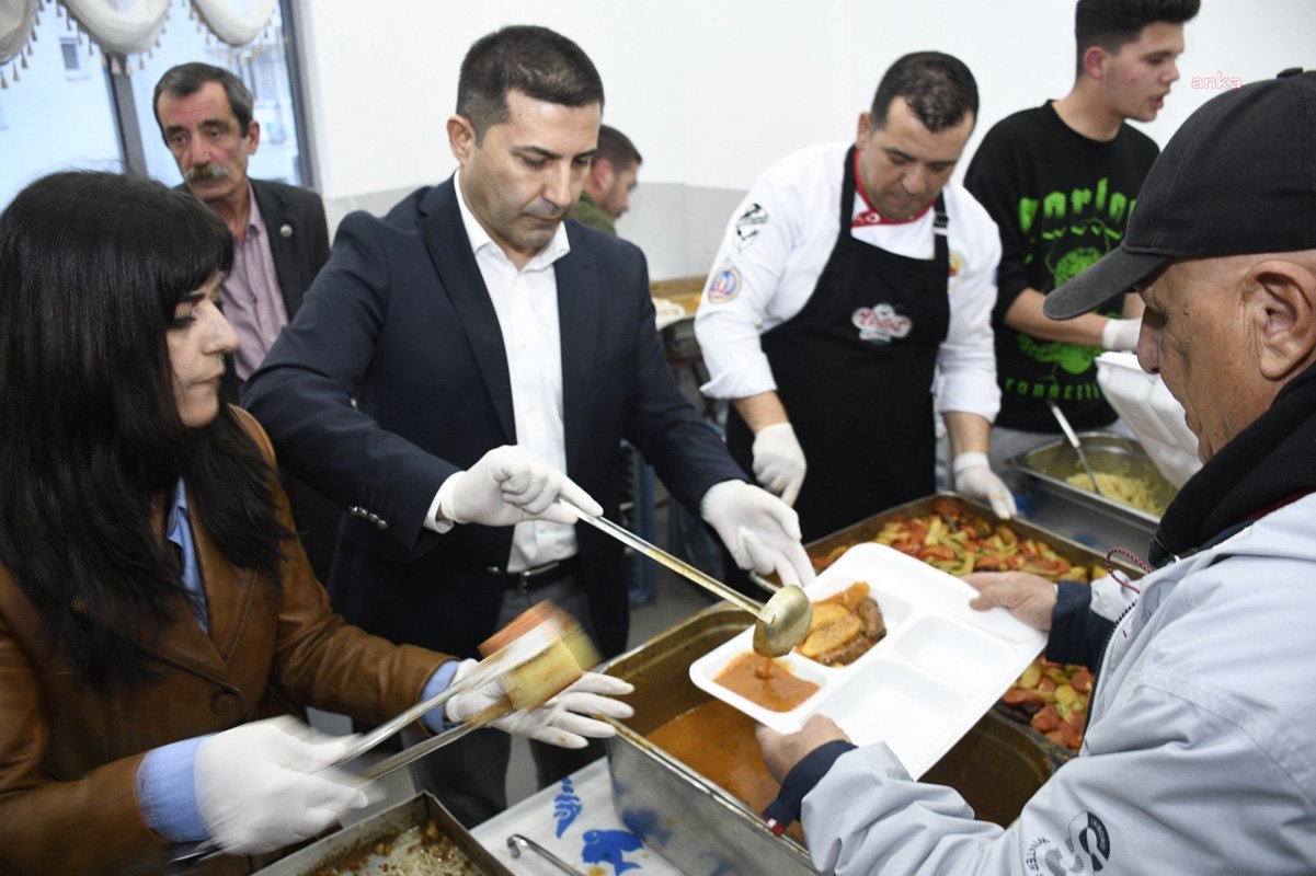 Başkan Günel Güzelçamlı sakinleriyle iftar sofrasında buluştu